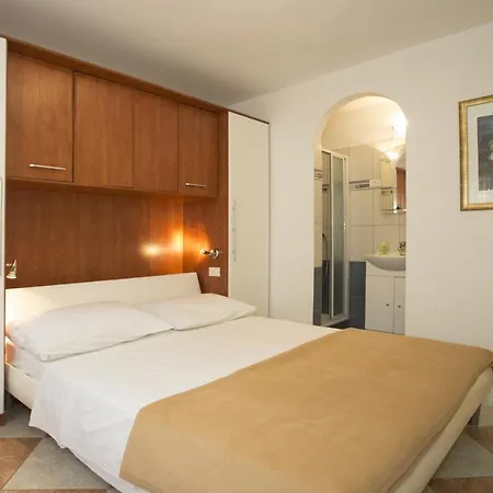 Apartment By The Sea Mavarstica, Ciovo - 12696
